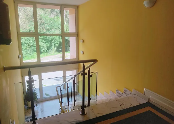 Miono カストロ・ウルディアレス